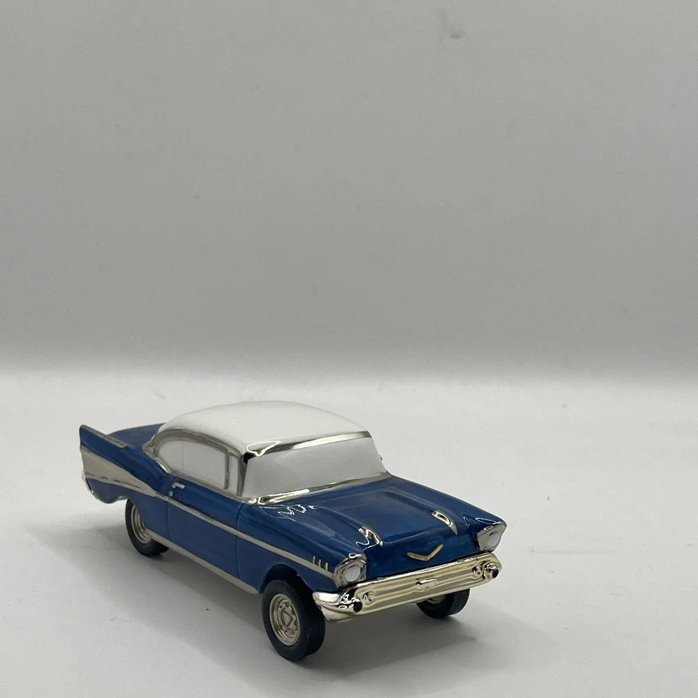 Department 56 Snow Village Classic Cars 1957 Chevrolet Bel Air 56.55283 Blue